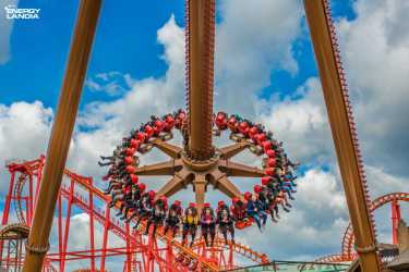 KORBIELÓW 2025 - WAKACYJNY HIT !!! Z wyjazdem do Energylandii, wycieczkami do Wiednia, na Słowację i do aquaparków. Ośrodek z basenem letnim. Kolonia 7-13 lat, obóz 14-18 lat.